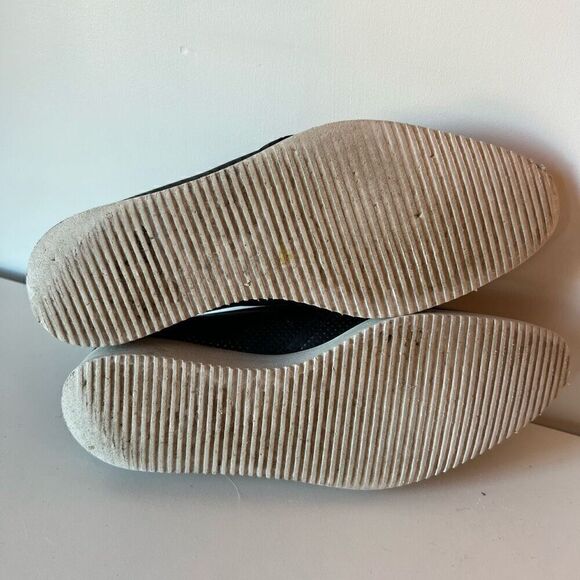 EVERLANE Flats Platform Pointed Toe Loafers Size 8 ITALY Perforated Leather Blac - Picture 6 of 9